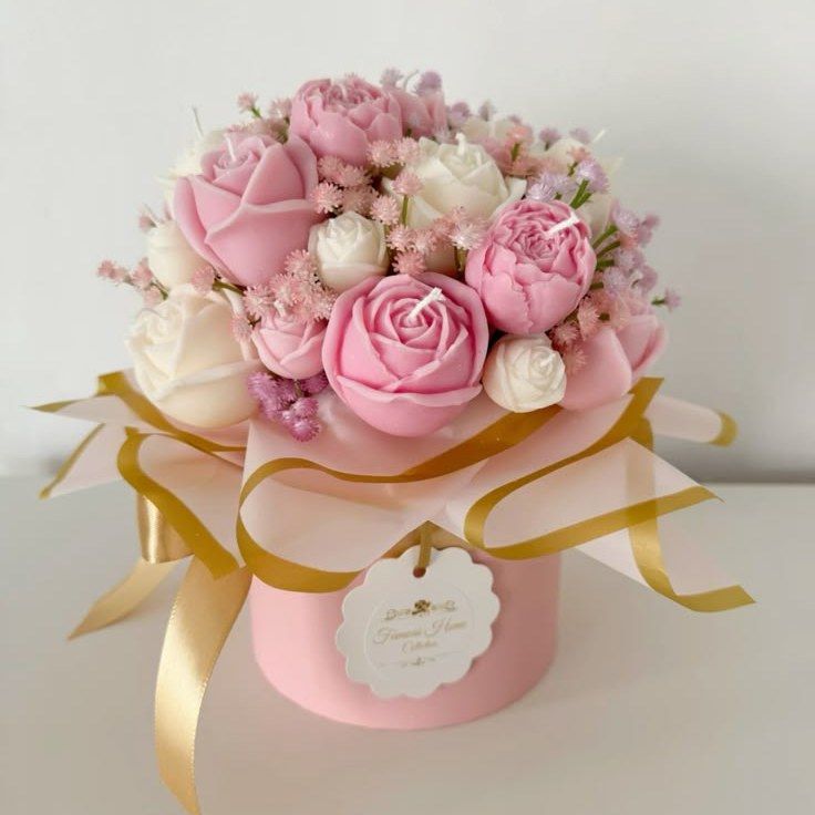 Rose Bouquet Candle
